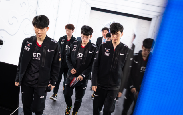 新了三项历 新了三项历